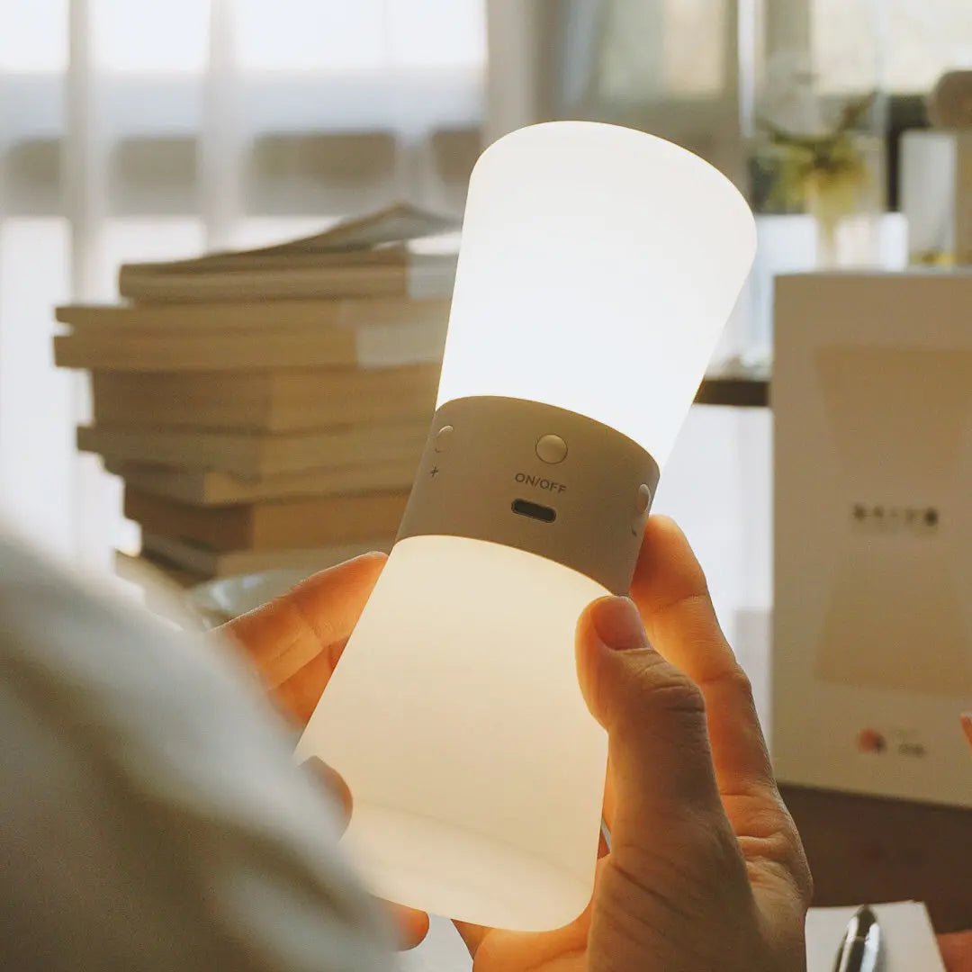 Small White Ambient Hourglass Lamp with Countdown Gravity Sensor Luxe