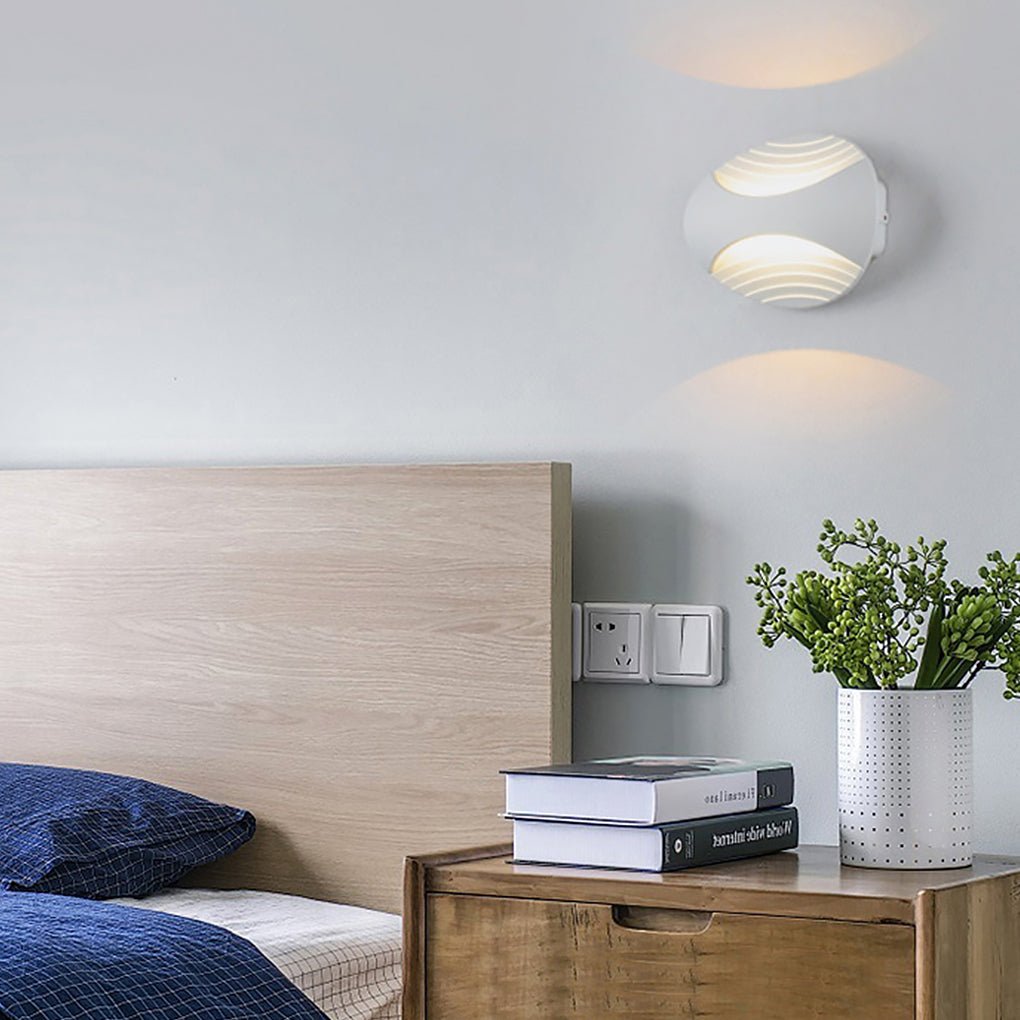 Minimalist Up/Down Wall Sconce — Aluminum, 6W LED, IP-Rated Weatherproof, White