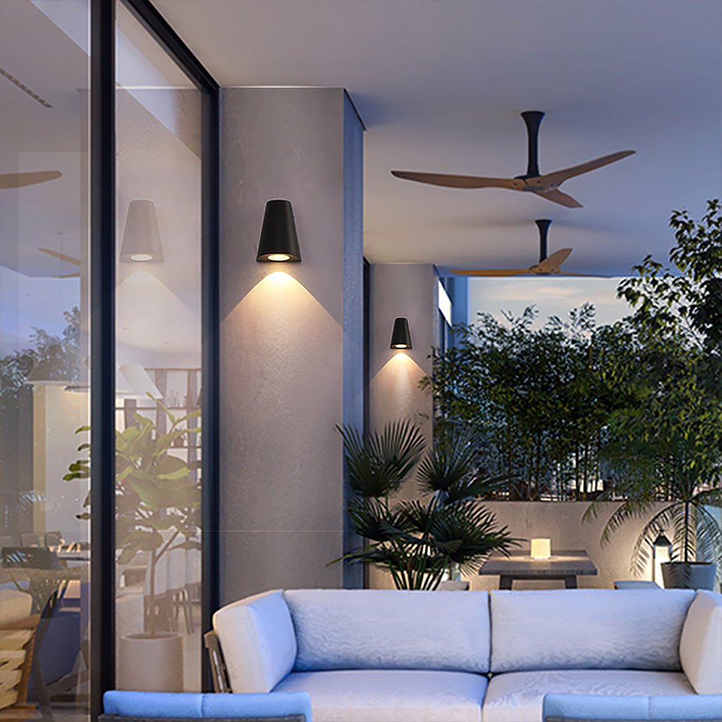 Minimalist Outdoor Up/Down Wall Sconce — Aluminum & Glass, 3W LED, IP54 Weatherproof, Black