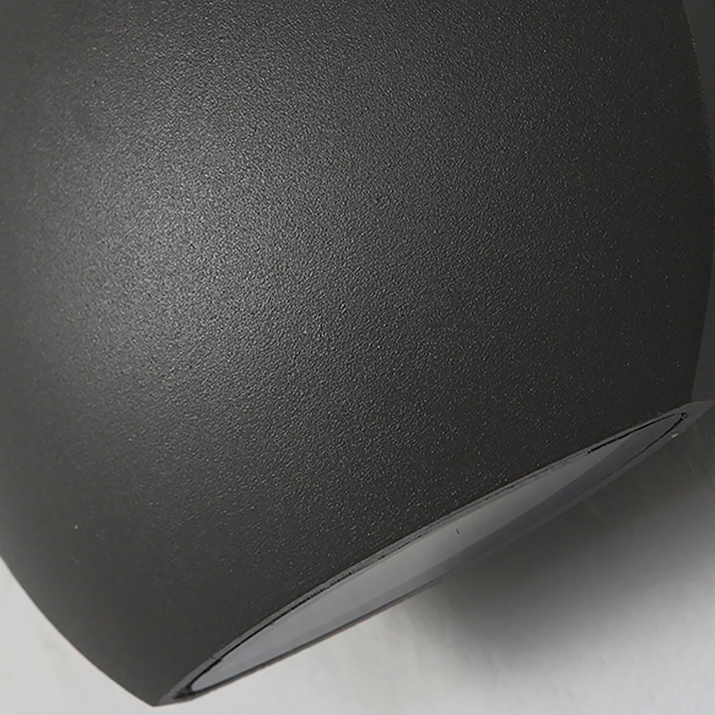 Waterproof Nordic Minimalist LED Wall Light for Outdoor Villa Courtyards and Aisles