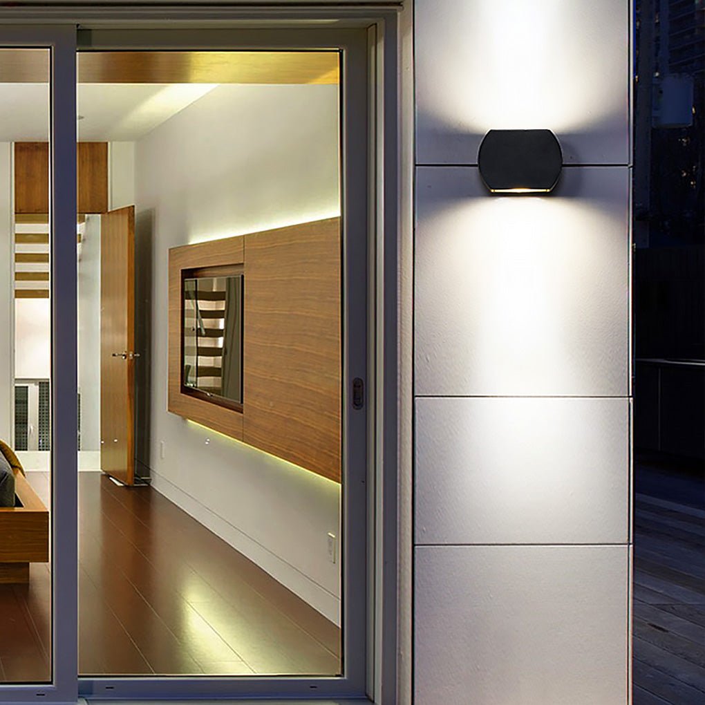 Waterproof Nordic Minimalist LED Wall Light for Outdoor Villa Courtyards and Aisles