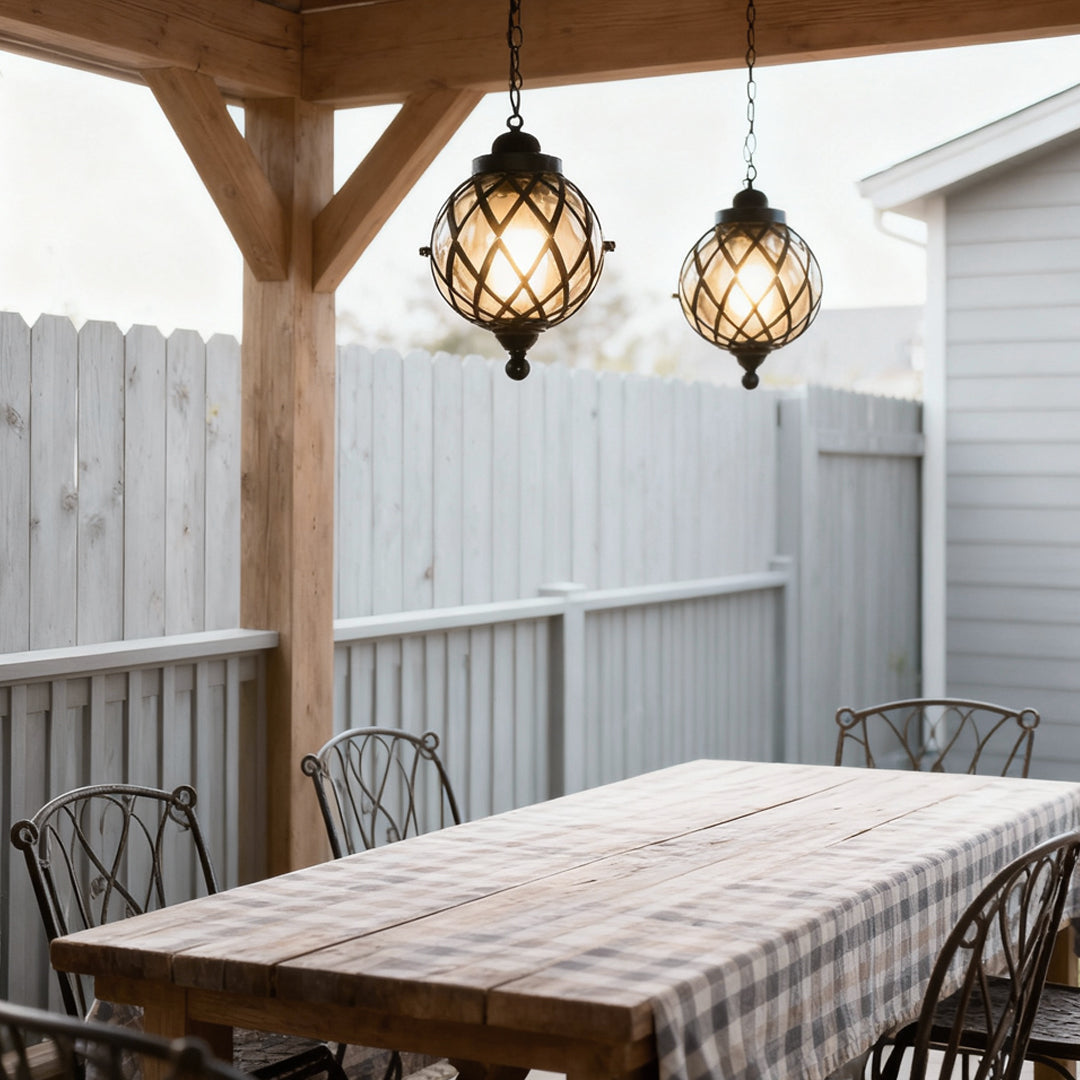 Globe Outdoor Hanging Pendant — Aluminum and Glass, E27, IP54, Black or Antique Copper