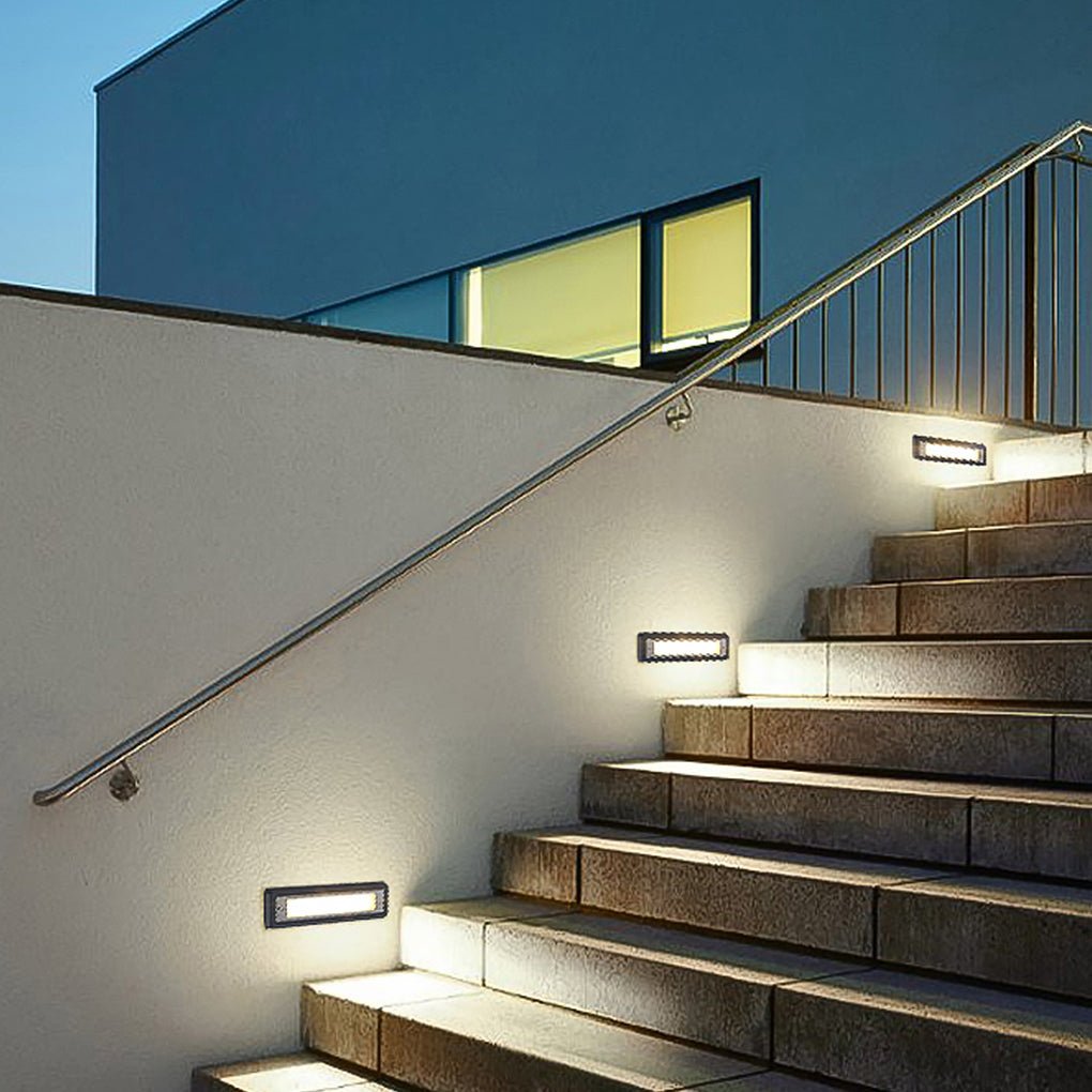 Minimalist LED Step & Deck Light — Die-Cast Aluminum, 5W, IP65 Weatherproof, 9" Wide