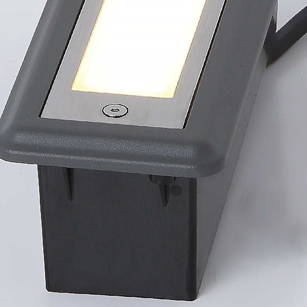 Minimalist LED Step & Deck Light — Die-Cast Aluminum, 5W, IP65 Weatherproof, 9" Wide