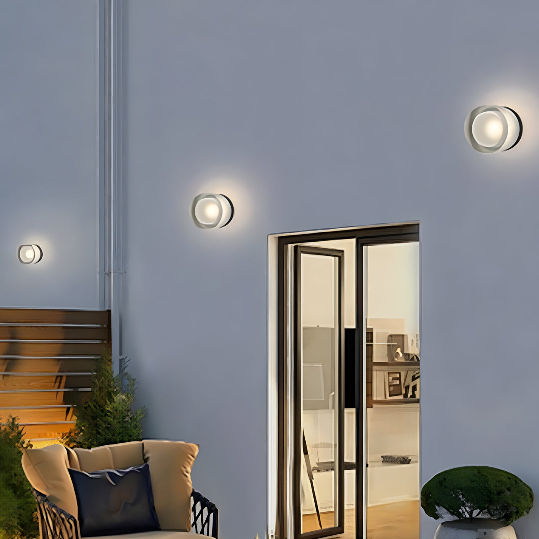 Minimalist Outdoor Wall Sconce — Black Die-Cast Aluminum, 12W LED, IP65, Warm White 3000K