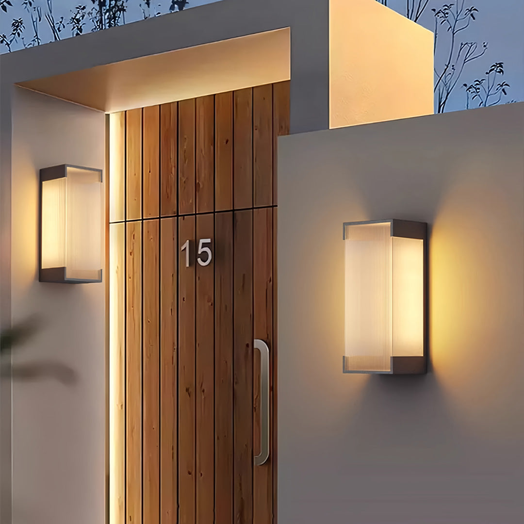 Geometric Linear Outdoor Wall Sconce — Stainless Steel, Black, 5W LED, IP65, 13.8" or 19.7"