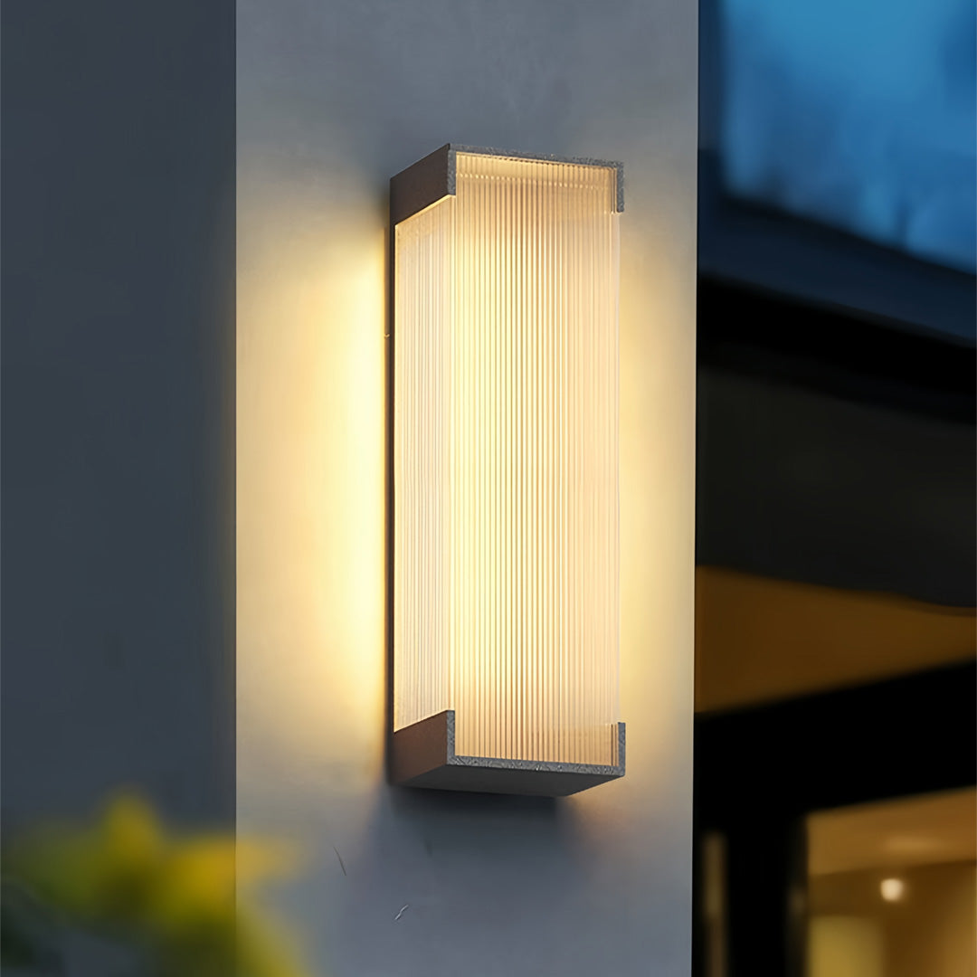 Geometric Linear Outdoor Wall Sconce — Stainless Steel, Black, 5W LED, IP65, 13.8" or 19.7"