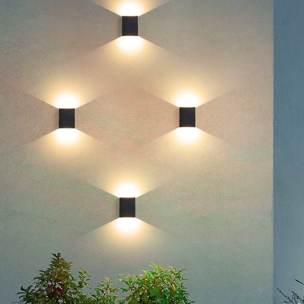 Square Up/Down Outdoor Wall Sconce — Black Aluminum & Glass, LED 2×4W / 2×6W, IP65 Weatherproof