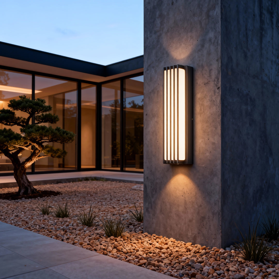 Outdoor Waterproof Black Wall-Mounted Linear Light