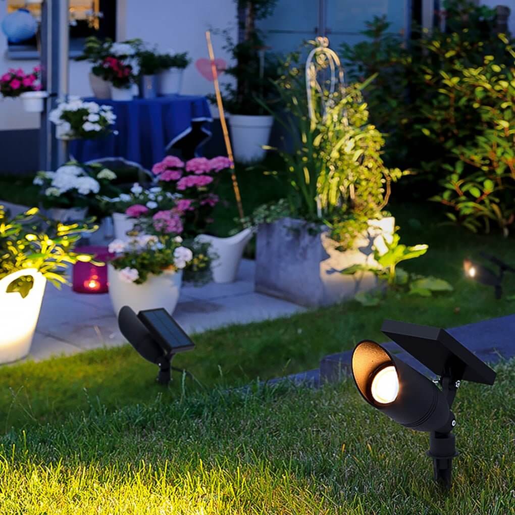 Solar & Hardwired Outdoor Landscape Spotlight — Aluminum, IP65 Weatherproof, 3000K Warm White, Adjustable