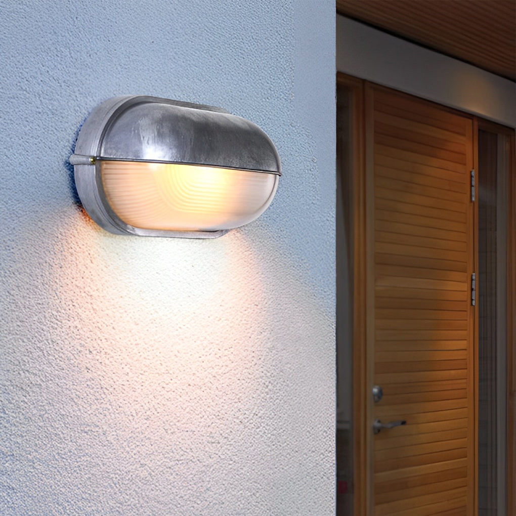 Retro Industrial Oval Bulkhead Outdoor Wall Sconce — Die-Cast Aluminum and Glass, IP65, 1-Light, Cement Gray or Gold
