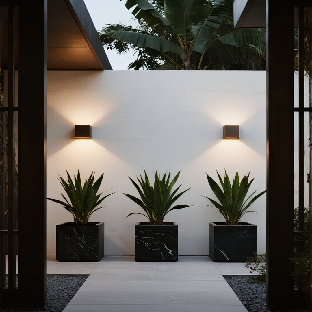 Minimalist Style LED Waterproof Outdoor Up and Down Wall Light