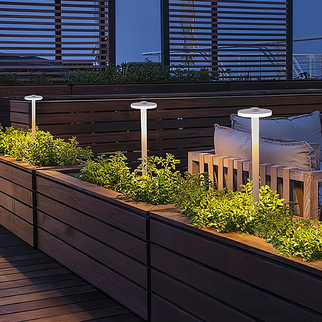 Flying Saucer Outdoor Path Light — Aluminum, LED, IP65 Weatherproof, 4500mAh, 15.7" / 23.6" / 31.5"