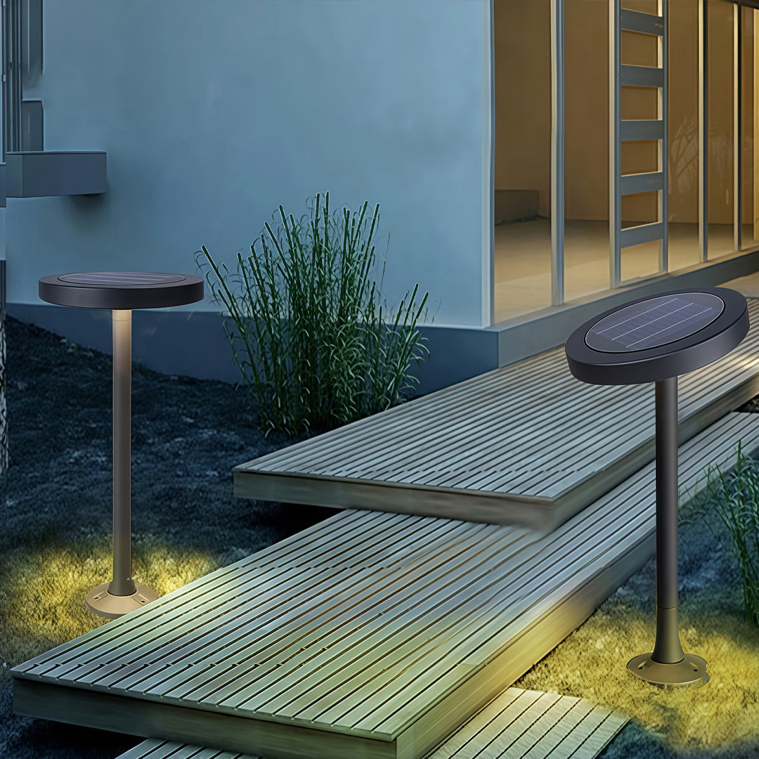 Modern Outdoor Path Light — Die-Cast Aluminum with Clear Glass Lens, LED, IP65, Hardwired, 4 Height Options (15.4" to 47.2")