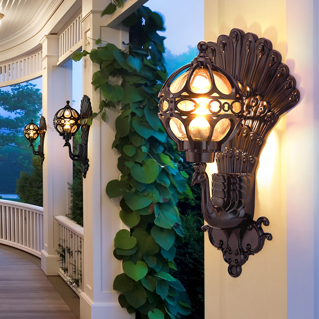 Peacock Outdoor Wall Sconce — Die-Cast Aluminum with Glass Shade, E27, IP55, 3000K, 1-Light