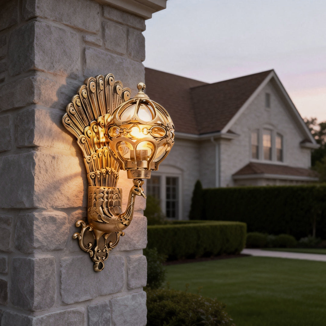 Peacock Outdoor Wall Sconce — Die-Cast Aluminum with Glass Shade, E27, IP55, 3000K, 1-Light