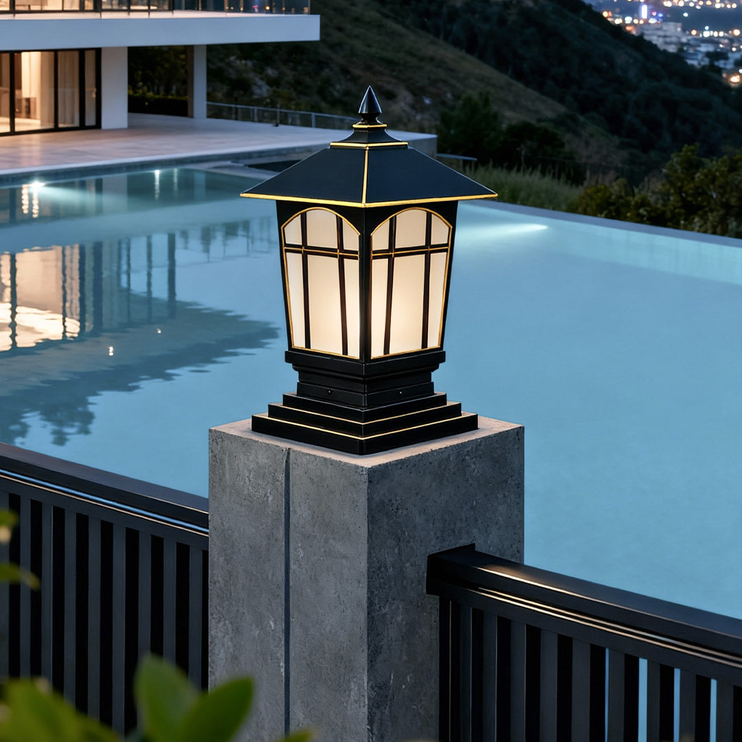 Classical Outdoor Pillar Light — Aluminum, Clear Glass, E27, IP65, 12W, 3000K Warm White
