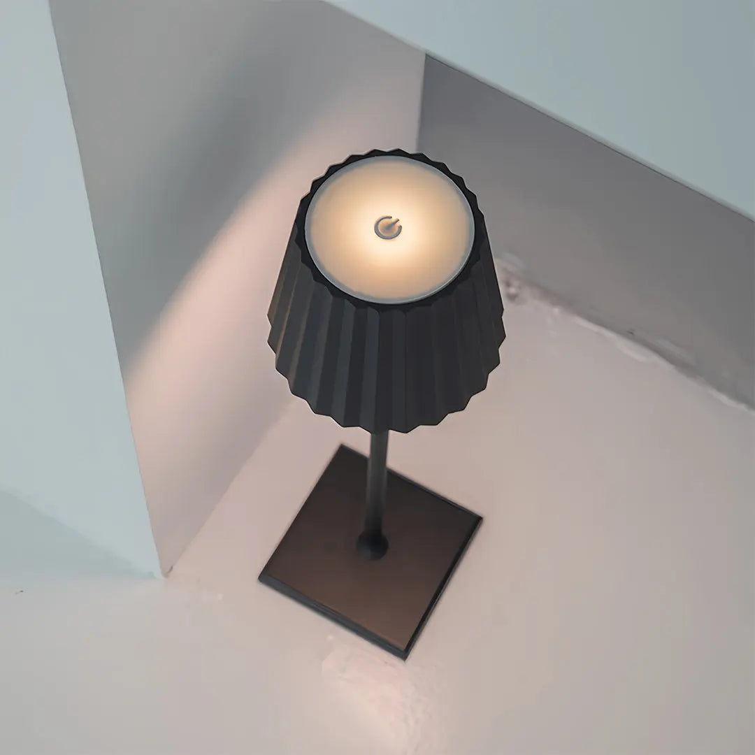 Rechargeable Touch-Controlled Cordless Buffet Lamp - Modern Metal Table Lamp Luxe