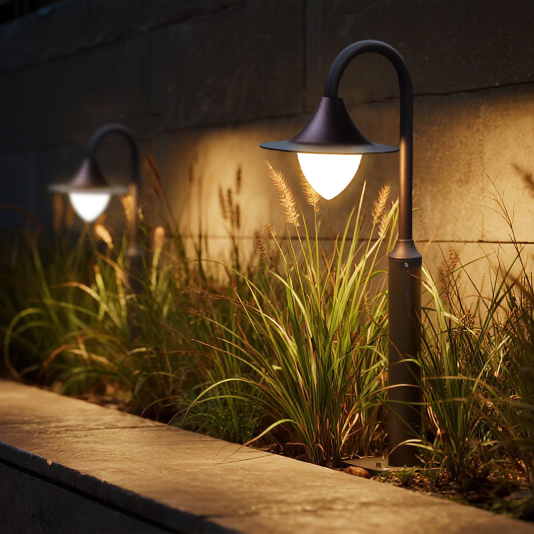 Lantern Garden Path Light — Die-Cast Aluminum, 8W CREE LED, 3000K, IP65, Hardwired, Brown