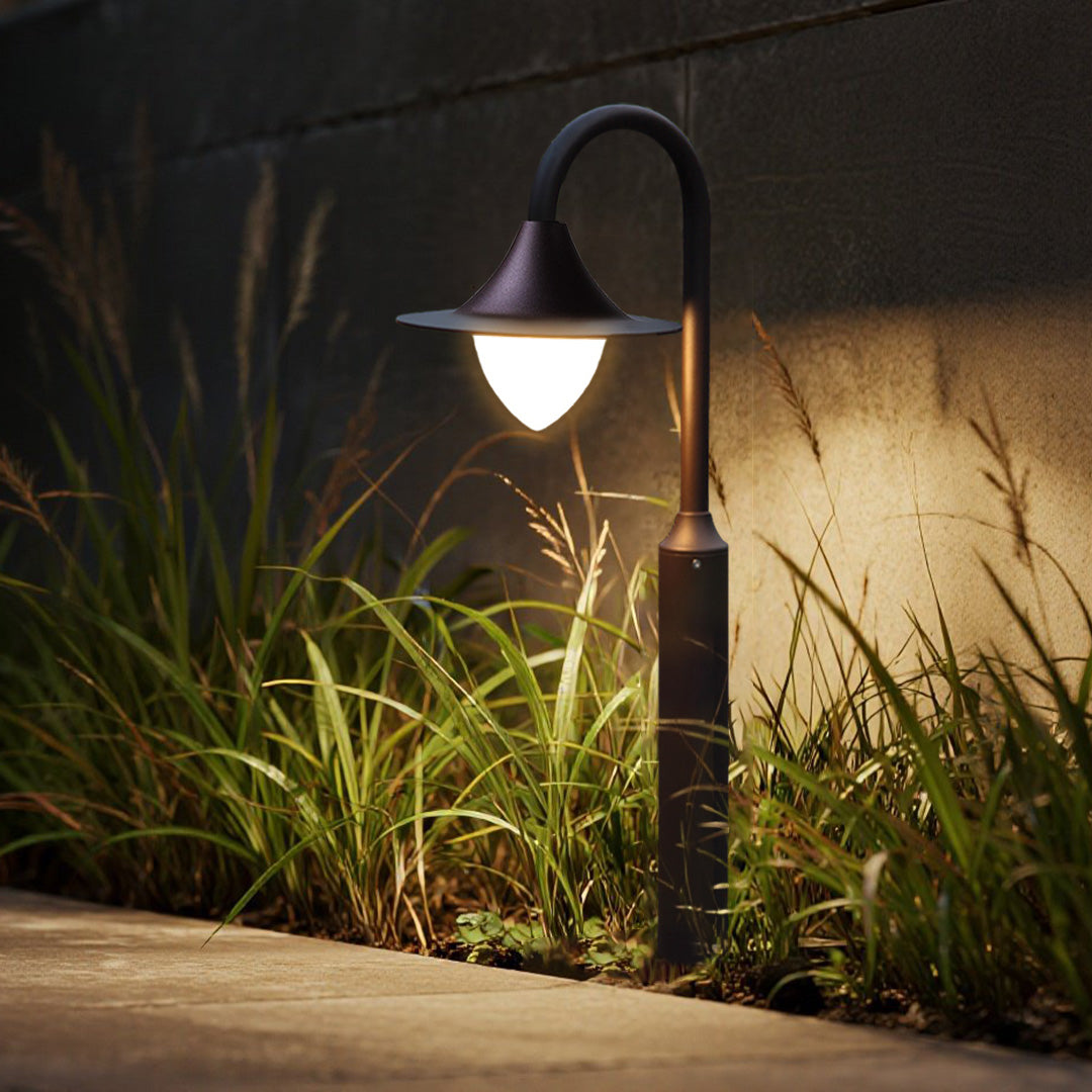 Lantern Garden Path Light — Die-Cast Aluminum, 8W CREE LED, 3000K, IP65, Hardwired, Brown