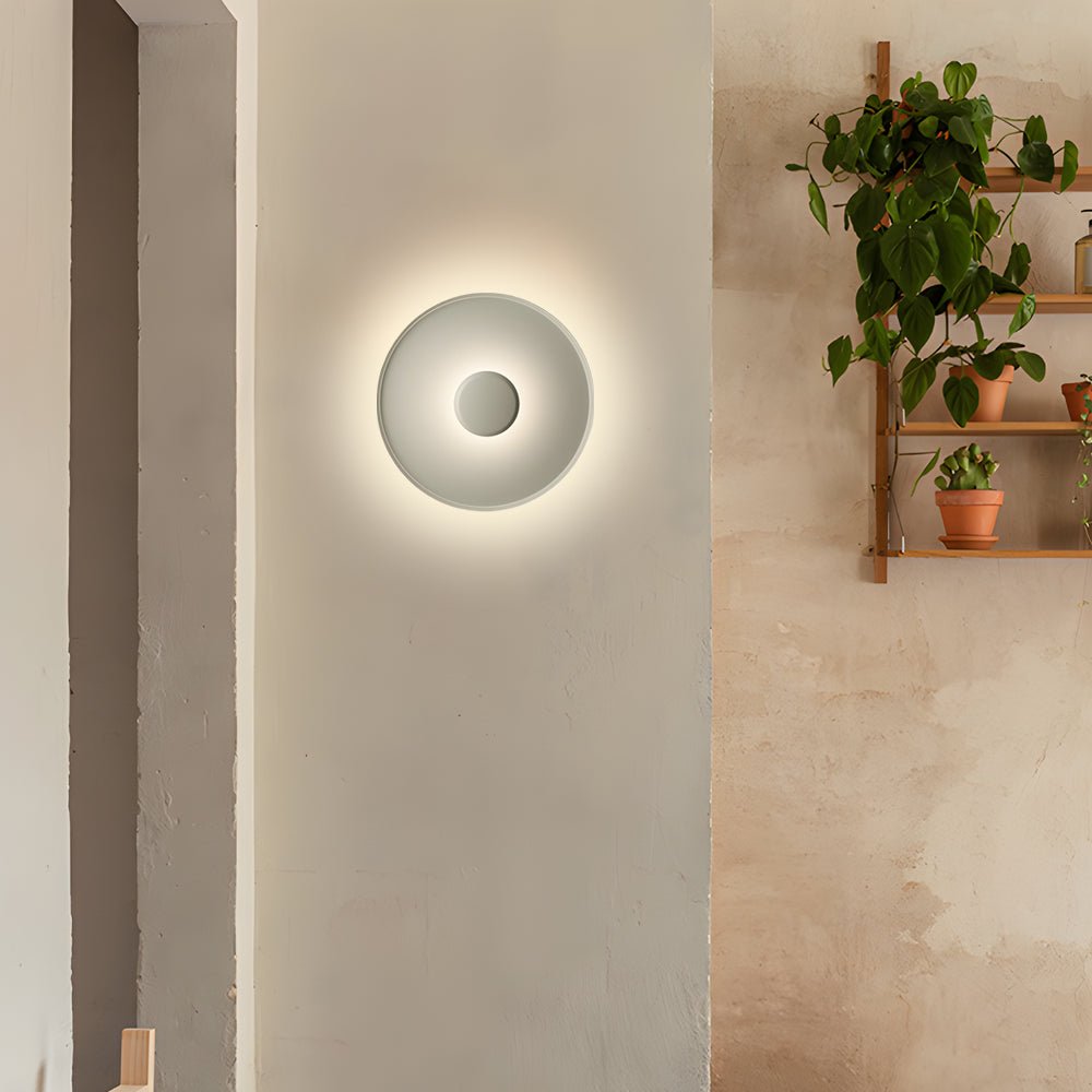 round led ceiling lamp with aluminum finish
