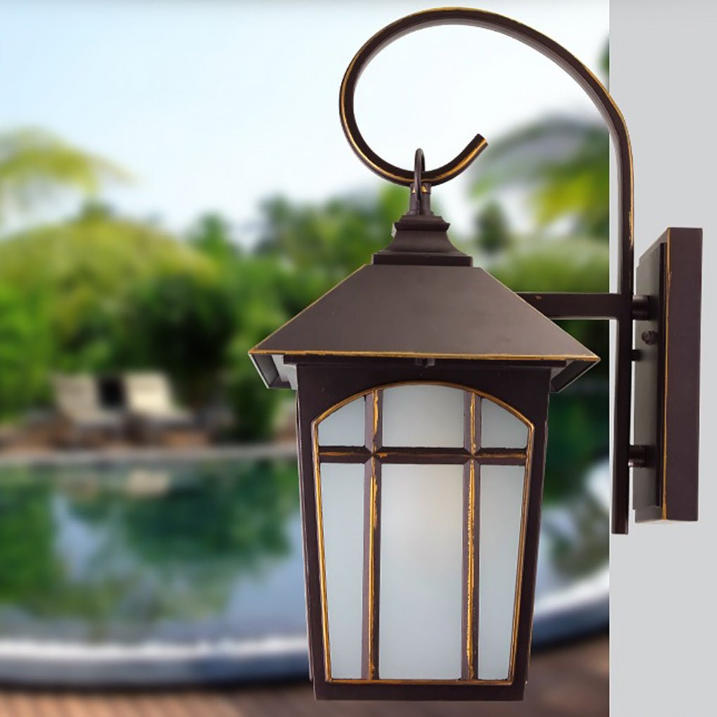 Modern Retro Outdoor Wall Sconce — Iron and Glass, IP54 Weatherproof, 3000K Warm White