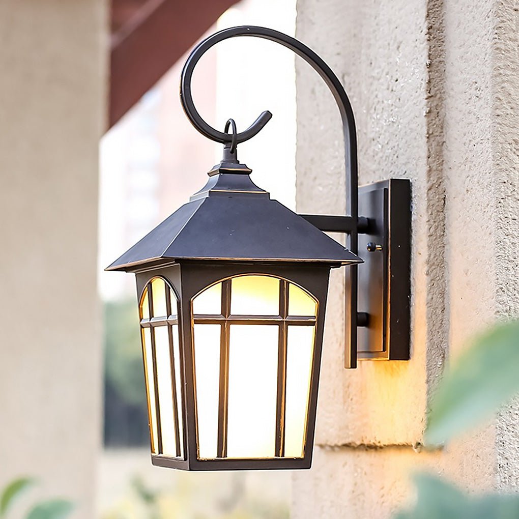 Modern Retro Outdoor Wall Sconce — Iron and Glass, IP54 Weatherproof, 3000K Warm White