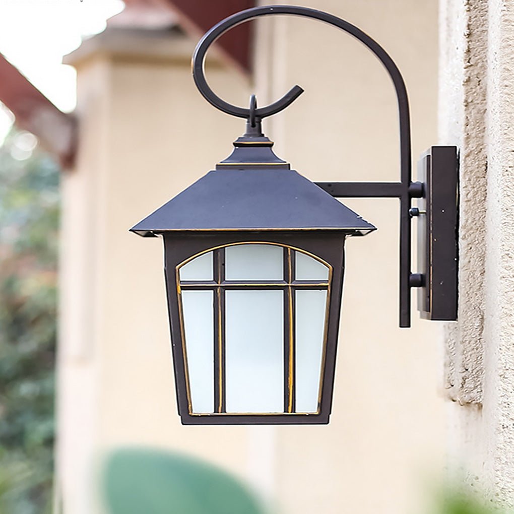 Modern Retro Outdoor Wall Sconce — Iron and Glass, IP54 Weatherproof, 3000K Warm White