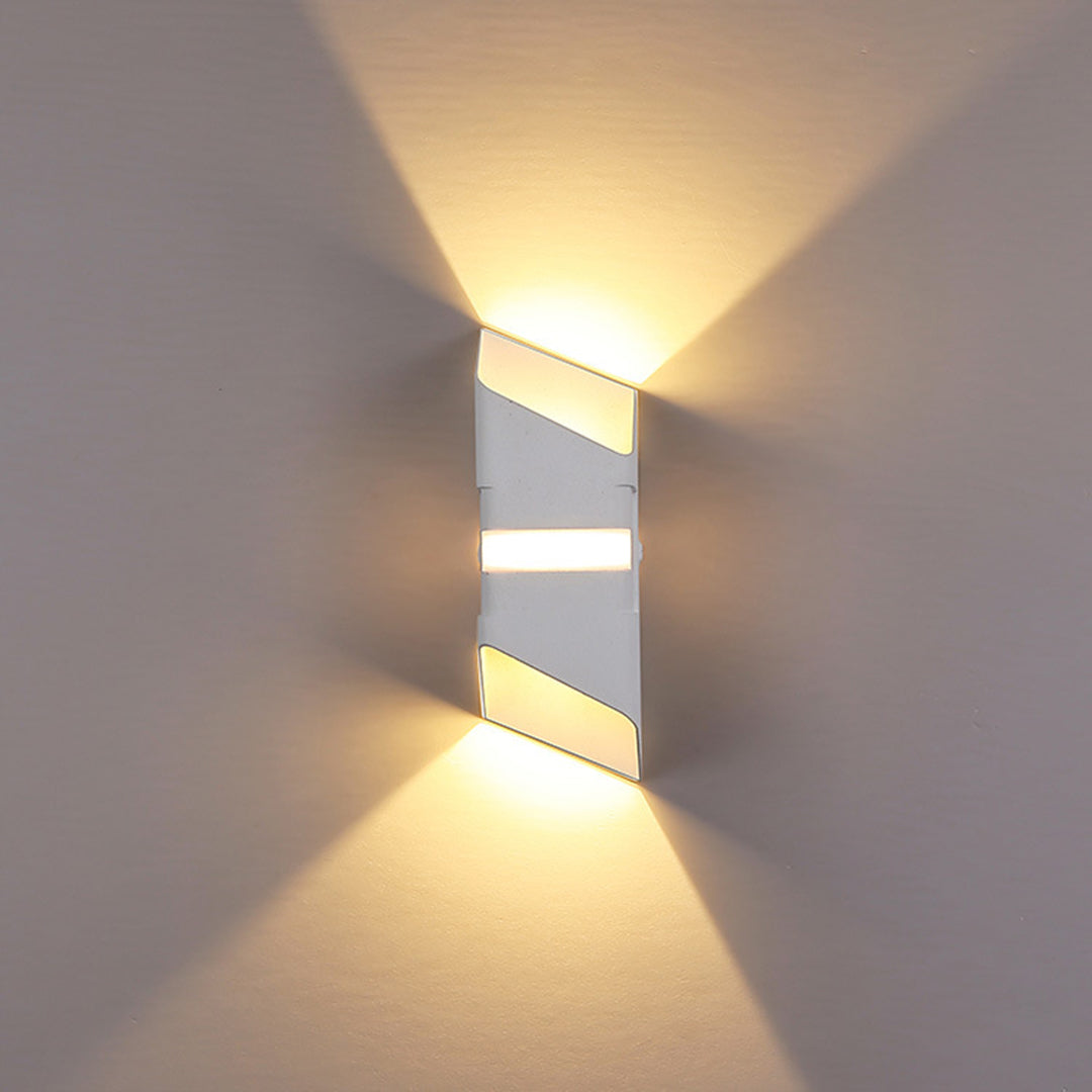 Outdoor Wall Lights with Square Tube Design for Up and Down Illumination