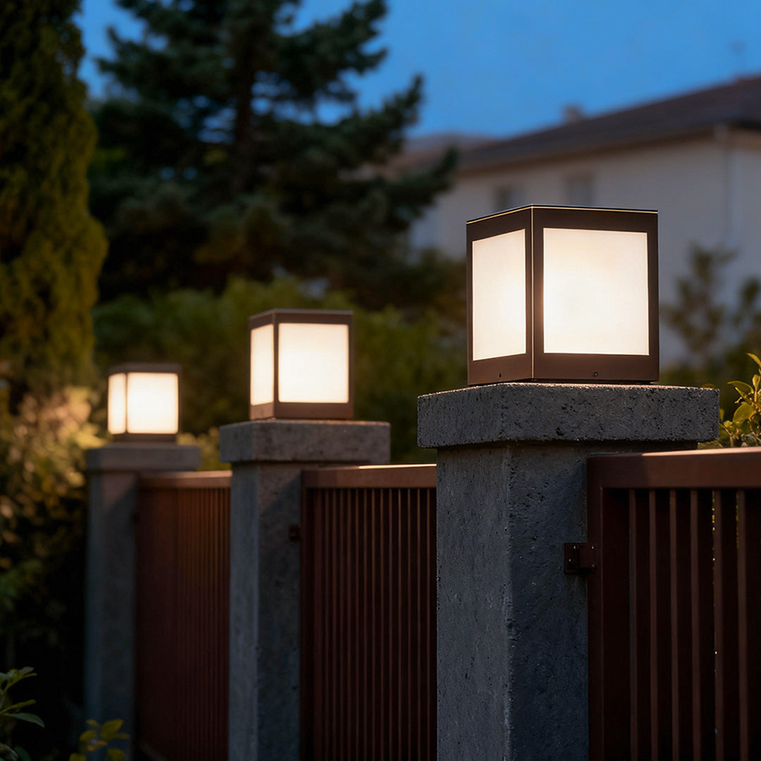 Square Geometric Solar Outdoor Pillar Light — Copper and Glass, 5W LED, Warm White 3000K, IP55, Remote Control