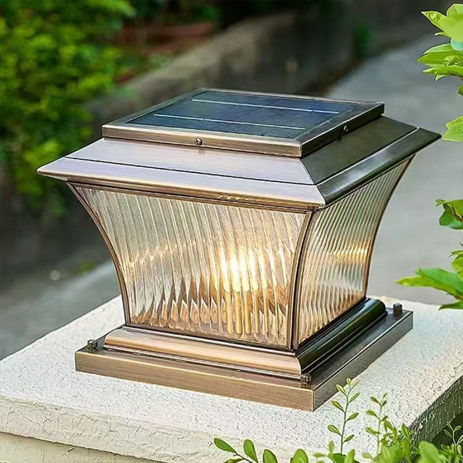 European-Style Waterproof Copper Outdoor Pillar Light