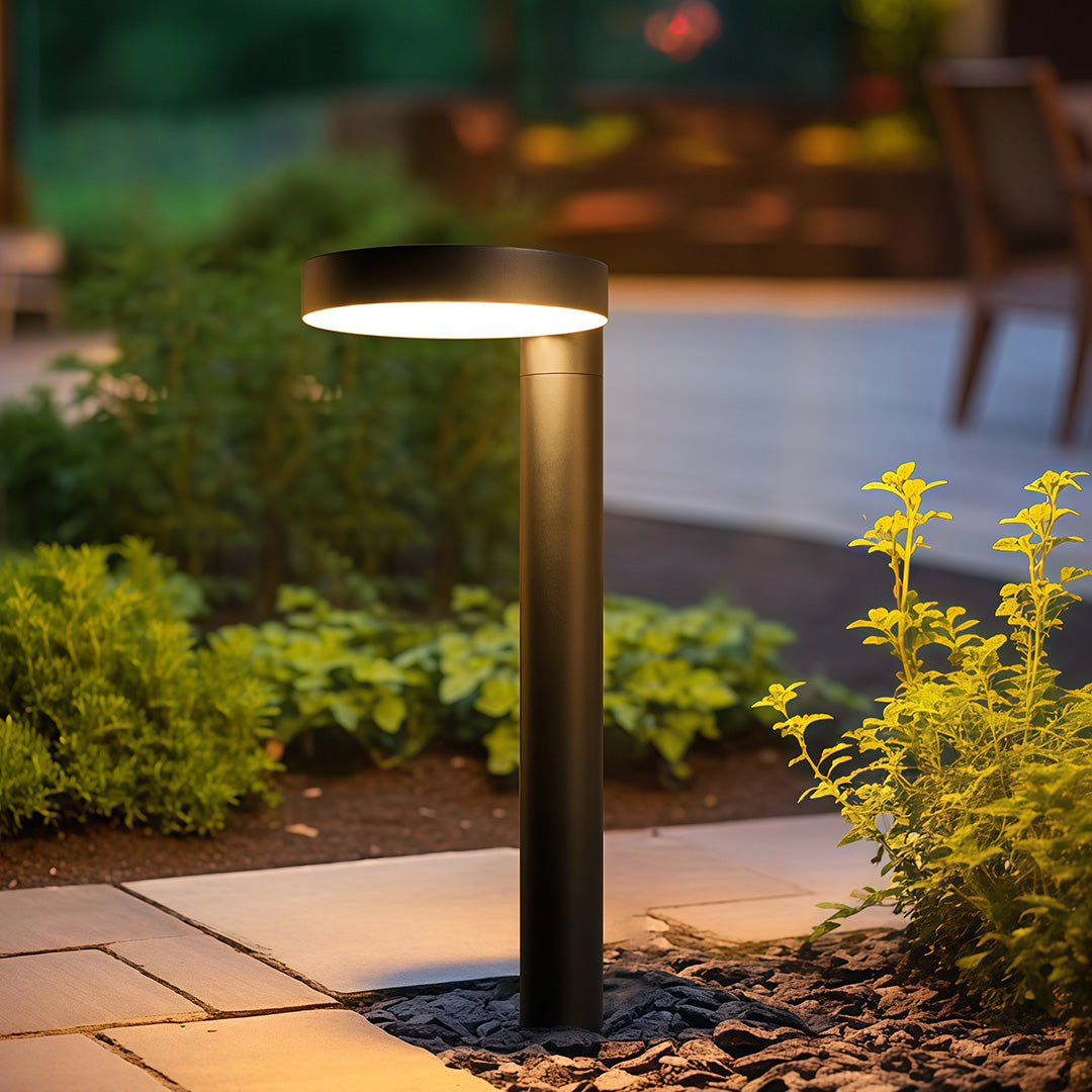 Modern Solar Path Light — Black Die-Cast Aluminum, Single or Double Head, Dual Color Temperature, IP65, 4000mAh