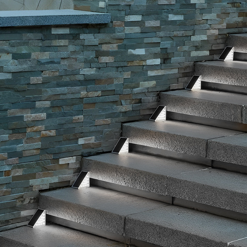 Modern Triangle Solar Step Light — PC/ABS, Dual 0.6W LED, Dual Color Temperature, IP65 Weatherproof