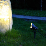 Modern Minimalist Garden Spike Spotlight — Die-Cast Aluminum, 12V, OSRAM LED, 3000K, IP65