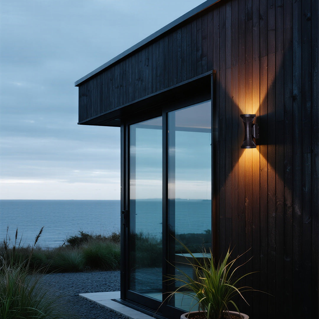 Minimalist Up/Down Outdoor Wall Sconce — Die-Cast Aluminum, Black, 6W/8W LED, IP65, Single or Double-Head