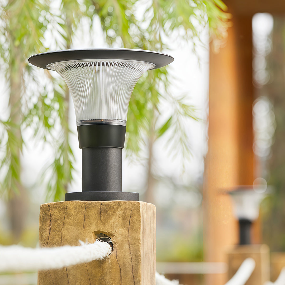 Solar Post Cap Light — Black Die-Cast Aluminum, 5W LED, Dual Color Temperature (3000K/6000K), IP65 Weatherproof