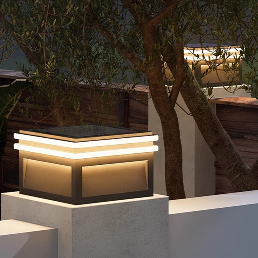 Square Minimalist Pillar Light — Stainless Steel, LED 3000K, Solar or Hardwired, IP65, 7.9"–15.8"