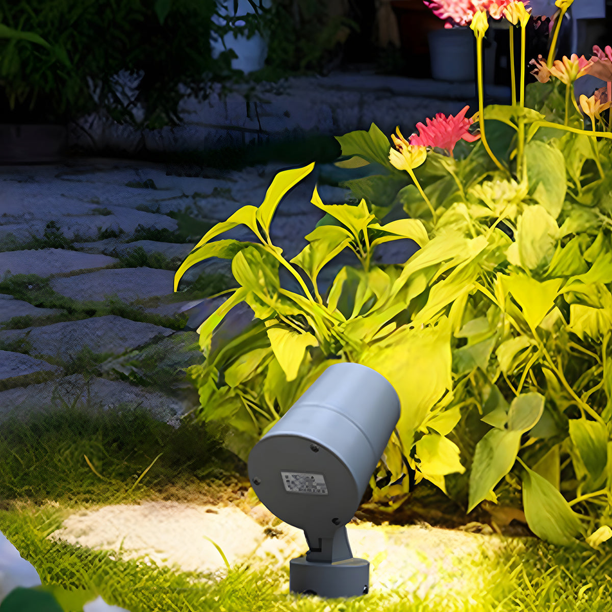 Modern Outdoor Garden Spotlight — Die-Cast Aluminum, LED, 10W/20W/30W, 3000K Warm White, IP65 Weatherproof