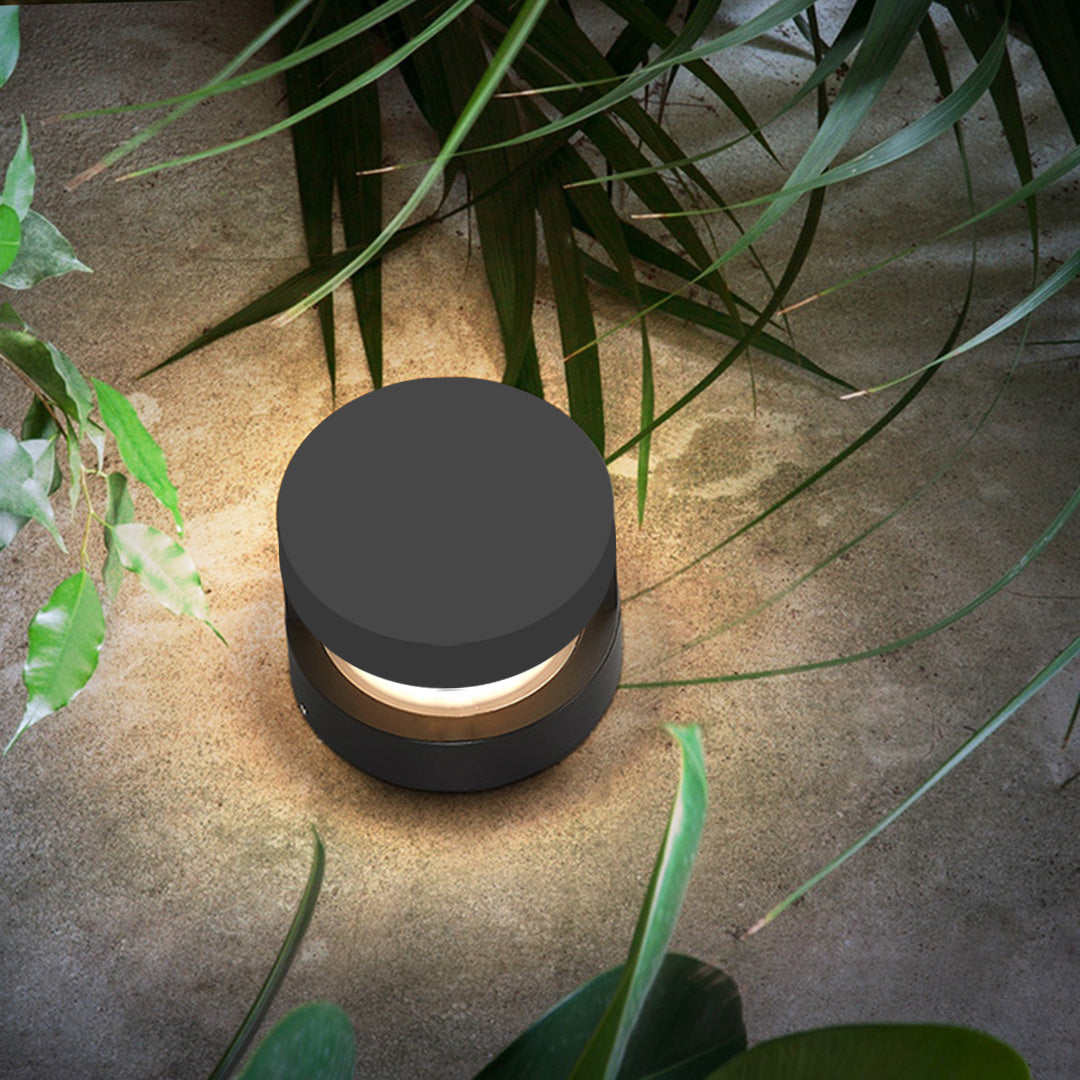 Minimalist Outdoor Bollard Path Light — Sand-Gray Aluminum, 12W LED, 3000K, IP65 Weatherproof