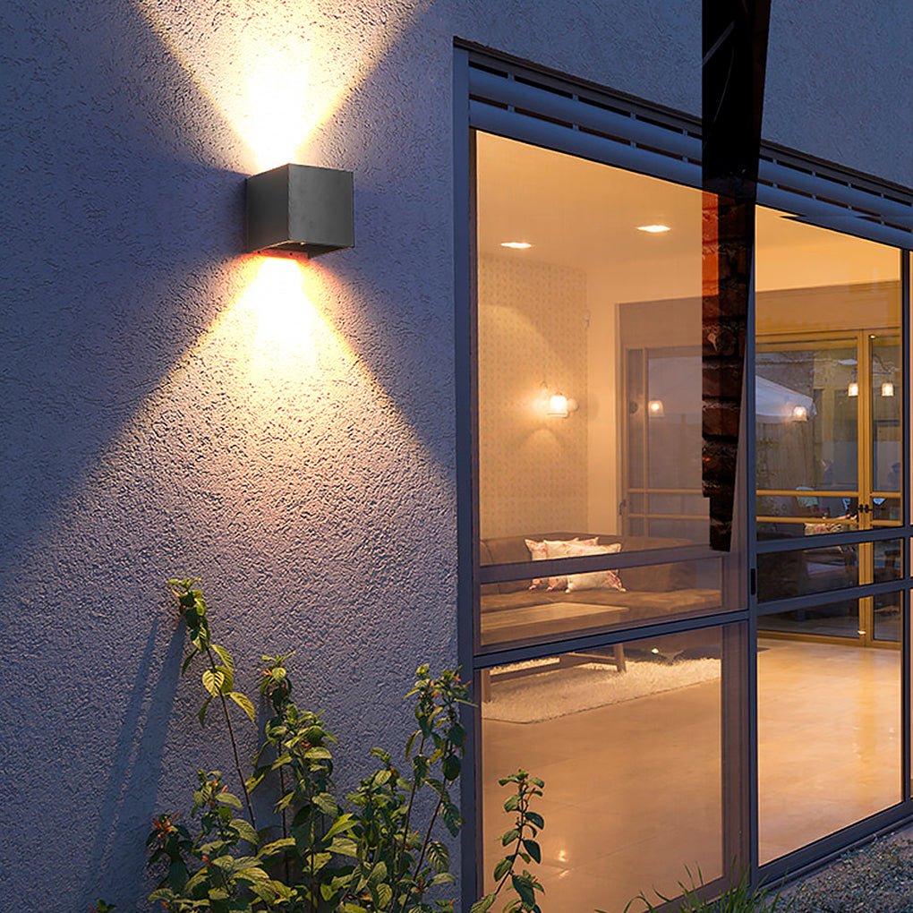 Square Up/Down Outdoor Wall Sconce — Aluminum & Glass, LED 6W, 3000K, IP54 Weatherproof