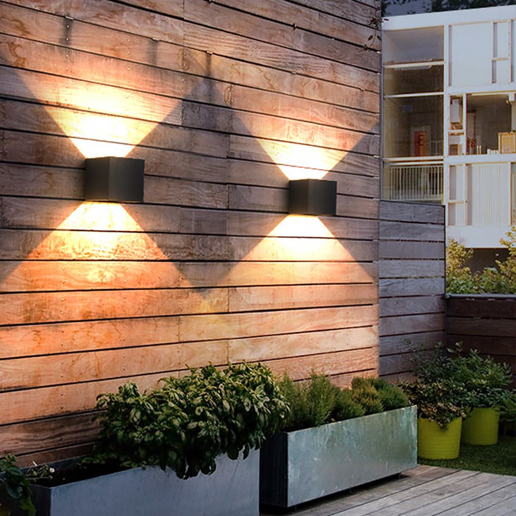 Square Up/Down Outdoor Wall Sconce — Aluminum & Glass, LED 6W, 3000K, IP54 Weatherproof