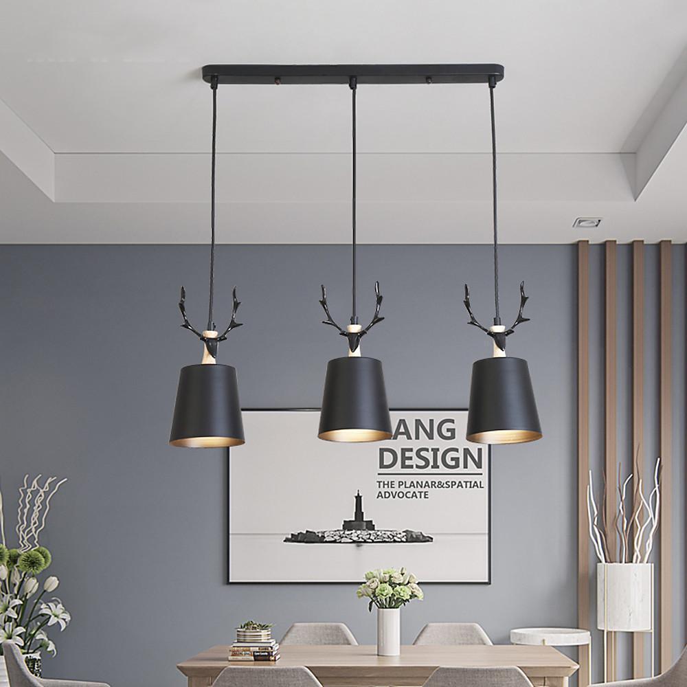 Antler 3-Light Chandelier — Metal, E26/E27, 60W, 39" Adjustable Chain, Country Traditional