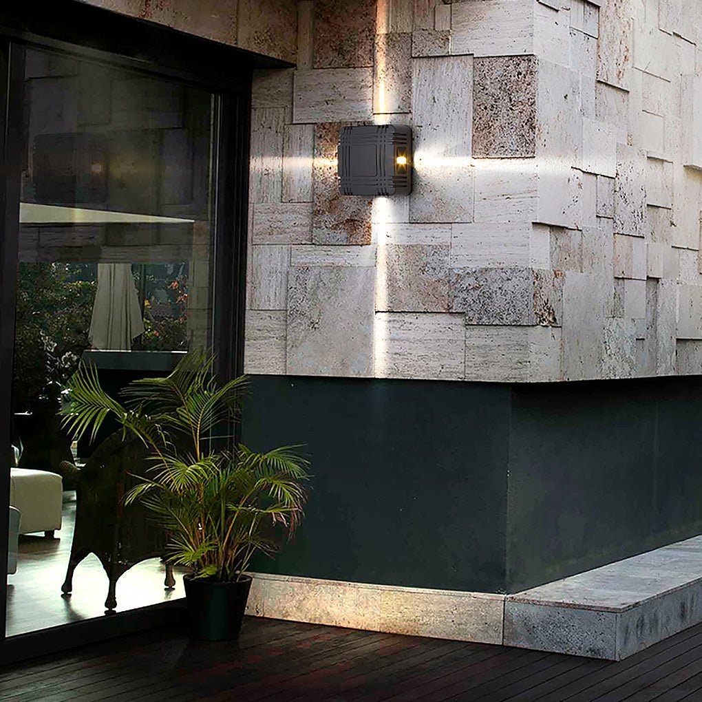 Stylish Waterproof Outdoor LED Wall Light for Villa Gates and Balconies