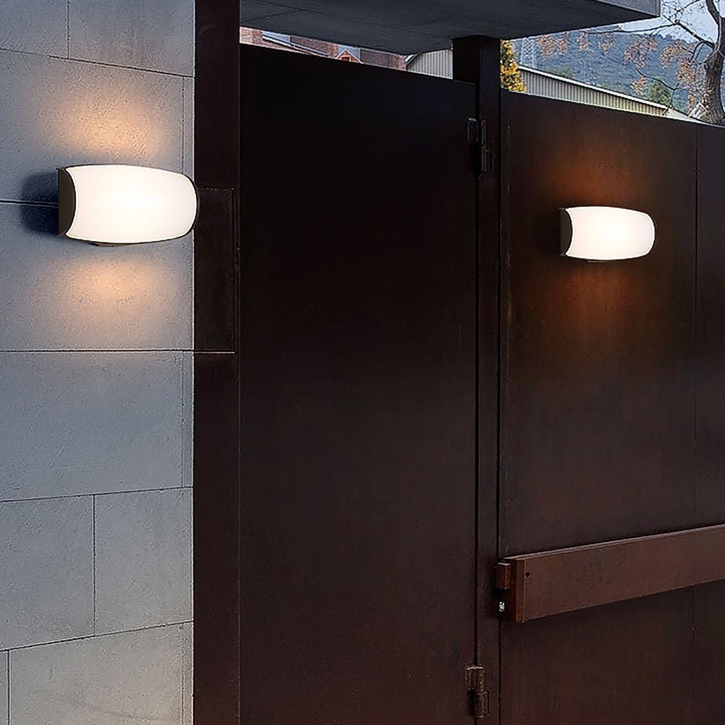 Double-Layer Outdoor Wall Sconce — Die-Cast Aluminum, LED, IP-Rated Weatherproof, Courtyard & Balcony