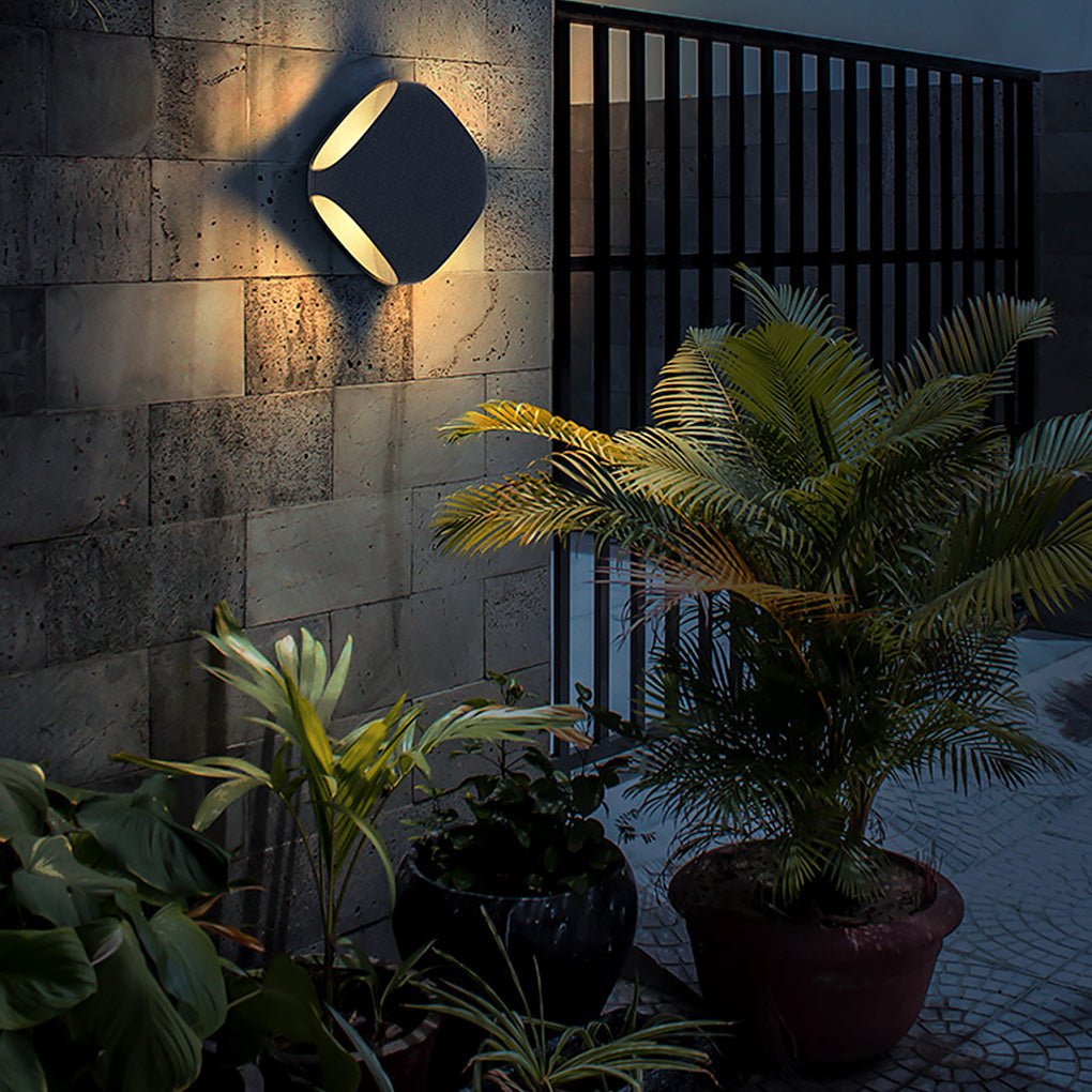 Modern Black Square Outdoor Wall Sconce — Die-Cast Aluminum, LED, IP54 Waterproof, Four-Sided Illumination