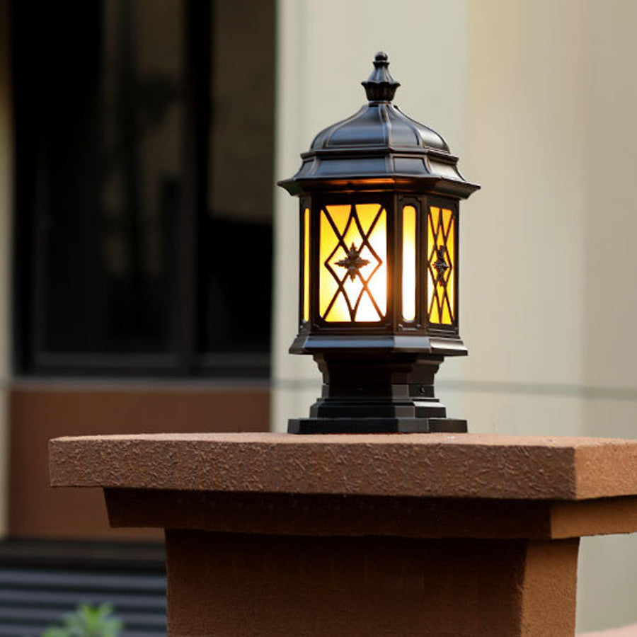 Lantern-Style Outdoor Pillar Light — Die-Cast Aluminum, Frosted Glass, E27, IP23 Weatherproof