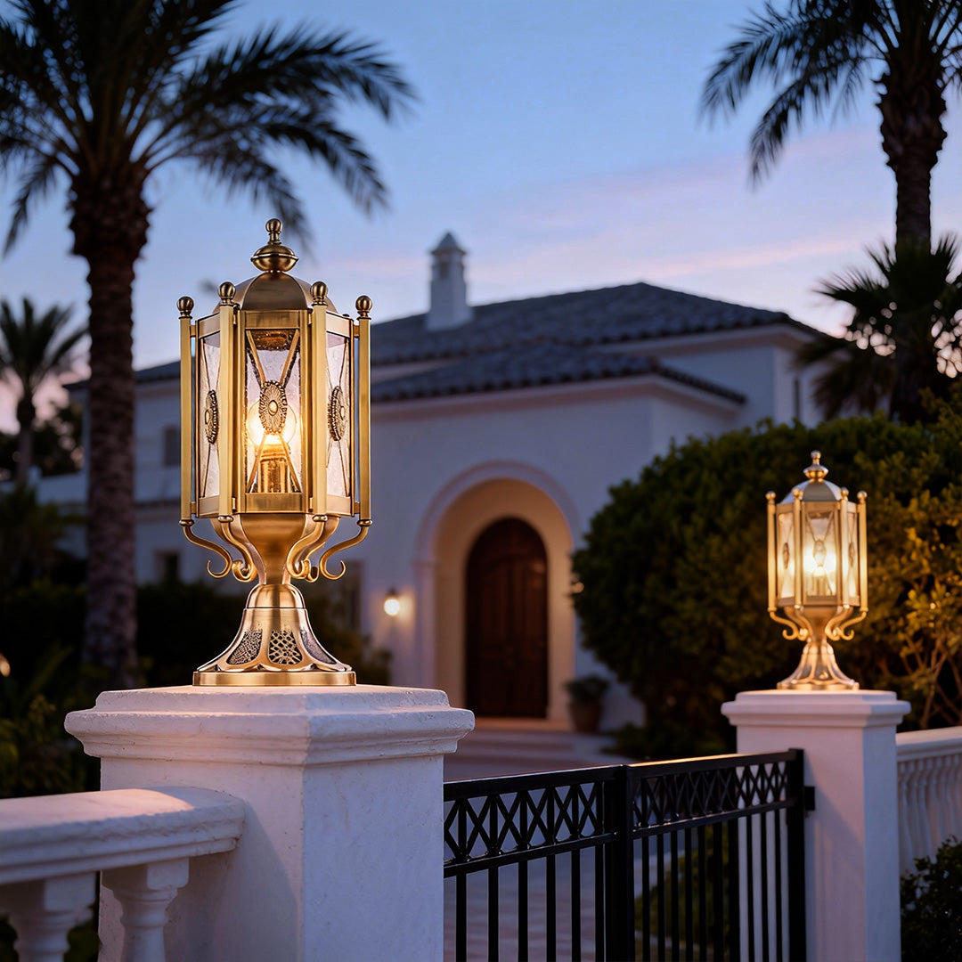 Vintage Copper Outdoor Pillar Light — Solid Copper, Glass Shade, IP55 Weatherproof, E27/E14