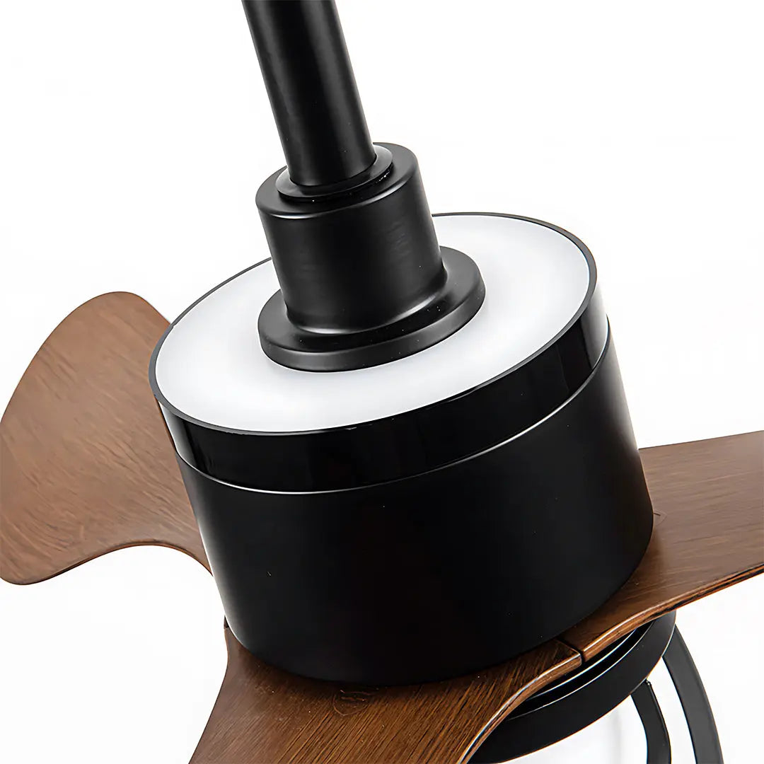 Stylish LED Ceiling Fan with Light in Vintage Design Luxe