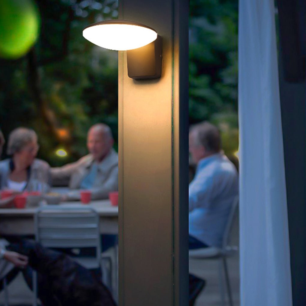 Circular Industrial Outdoor Wall Sconce — Aluminum Alloy & PC, Solar LED, IP54, Warm White 3000K