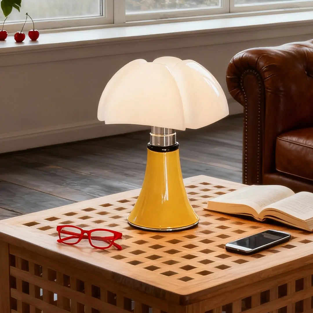 Italian Style Bauhaus Table Lamp - Creative Iron Lighting Luxe